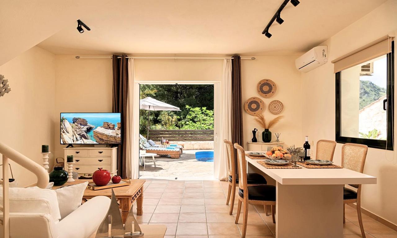 Villa Apple Mouríon Esterno foto
